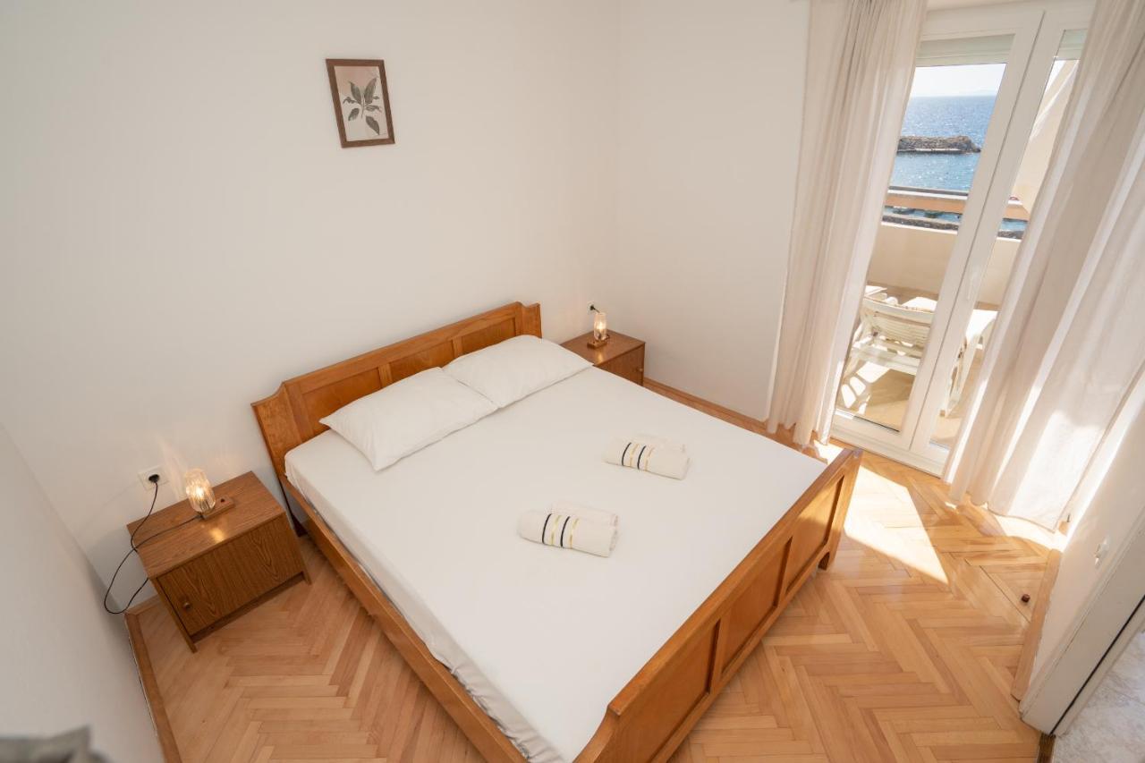 Apartments And Rooms Ljubica Лун Екстер'єр фото